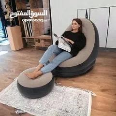  1 طقم أريكة استرخاء + مسند قدم قابل للنفخ – الحل الذكي لكل بيت ولكل رحلة! مثالي للقعدة، القيلولة،