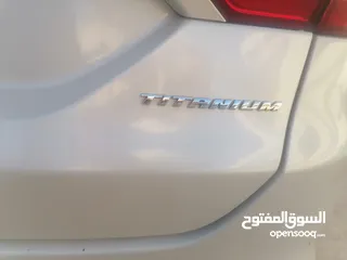  9 فورد فيوجن (تيتانيوم) فحص كامل دهان الوكاله دون اي حادث