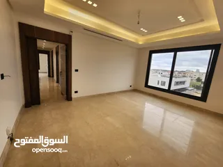  3 شقة فاخرة للبيع في منطقة الظهير - ref: 14486