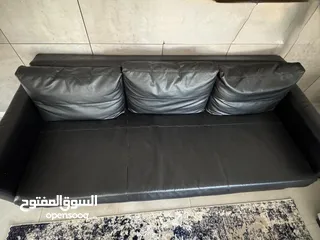  2 صوفا بيد جلد صنع إيكيا بحالة ممتازة  IKEA Sofa   Bed السعر 300 دينار