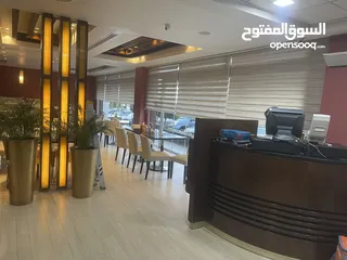  19 تفصيل و تركيب و صيانة جميع انواع ستائر الزيبرا التركية و اللنن و الرولو و جميع انواع الستائر القماش