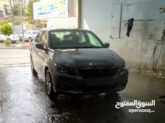 6 بيجو 301 لون رمادي من الخارج ولون المقاعد أسود ، موديل 2018، أوتومات، فقط ب 47000 شيكل فقط لا غير
