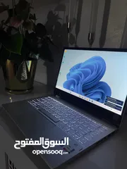  3 لابتوب يتحول الى تابلس بحالة الجديد مع كفالة سنة
