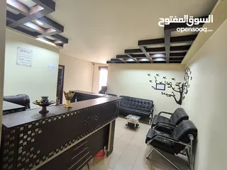  8 مكتبين للبيع