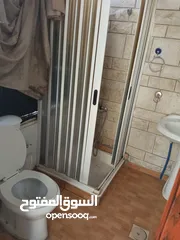  7 استديو غرفة وصالون في ضاحية الرشيد للايجار 170دينار شامل ماء وكهرباء وحارس