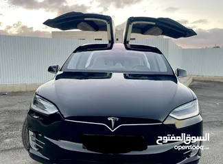  10 تسلا x لون أسود دفع رباعي 7 مقاعد جلد بحالة الوكالة