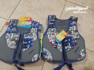  3 للبيع لايف جاكيت للأطفال Float vest for sale