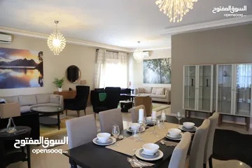  10 تملك فيلا العمر في ضاحية الأندلسية