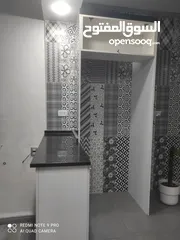  4 مطبخ فاخر هايجلوس بحاله ممتازه