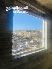  21 شقق سكنية فاخرة للبيع في الخليل – عقبة تفوح  مساحة واسعة 226م  الطابق الاول و الطابق الثاني للبيع
