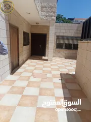  25 شقة مميزة للبيع في عبدون الشمالي  - خلف المركز العربي 225م مع حديقة وترسات 210م بسعر مغري