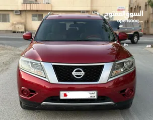  1 Nissan Pathfinder 2015 excellent condition