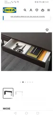  2 طاولة مكتب خشب لامنيت (بني مسود) انتاج ikia بحالة الجديد تماما استعمال بسيط ذو جارورين عريضة