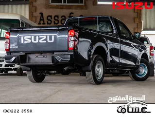  15 Isuzu D-Max 2025  كابينة