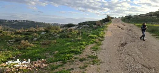  18 دونم ارض طابوا فلسطيني منطقة (B)بالقرب من دوار كفرصور جميع الخدمات فيها عليها شارع 12متر موقع مميز