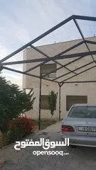  7 فيلا مميزه ومطلة و مخدومة   علا شارعين للبيع للبيع السعر جيد جدا