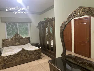  4 غرفة فخامة و خشب متين و لون مميز و سعر خرافي لحق حالك