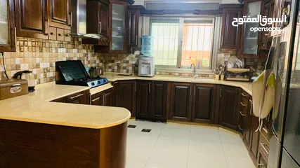  4 شقه للبيع قرب عين منجد قيادة الشرطه