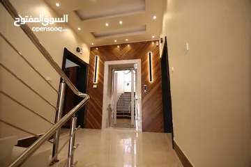  5 شقه طابق اول 200 م بلكون 20 م مرج الحمام بالقرب من دوار البكري للبيع من المالك مباشره شركه اسكان