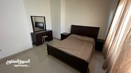  7 شقة فارغة - حي الصحابة - 2نوم - قرب الخدمات
