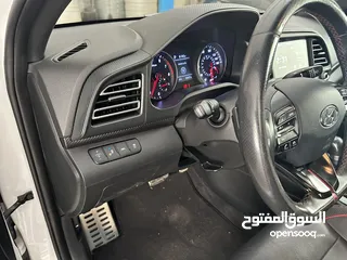  11 2019 Elentra Turbo.