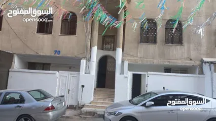  3 عمارة 3 طوابق 10 شقق للبيع بسعر مغري