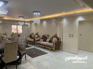  7 شقه للايجار مفروشه 4 غرف في الشيخ زايد
