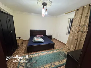  2 استديو مفروش مقابل جامعة العلوم التطبيقيه  ب 500 خلف مطعم الكلحة