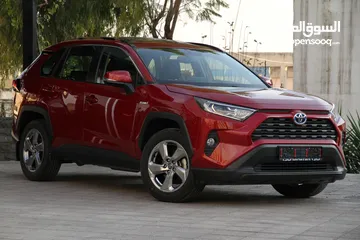  1 تويوتا وارد المركزية RAV4 XLE
