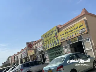  3 مبنى للبيع صناعيه متكون من محلات ومخازن صلاله خلف بيت الحافه