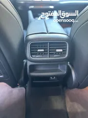  17 Mercedes-AMG GLE450 2021