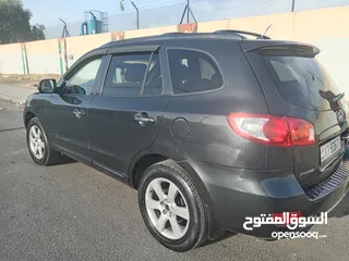  1 للبيع بسعر حرق جيب هونداي سنتافيه موديل 2009  جميع الإضافات
