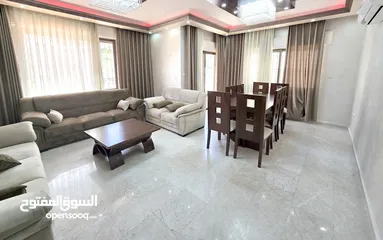  1 الرابية شقة للبيع بسعر لن يتكرر مساحة 170 متر طابق اول