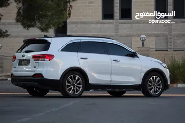  2 kia sorento 2017 4*4 2200 diesel