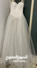  5 S-M Wedding dress with veil.