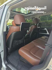  7 2018 لاند كروزر فل ابش 5.7 VXR - مفتاحين - فل سيرفيس - عقد صيانه مع الفطيم