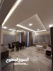  5 شقة  سوبر ديلوكس طابق ارضي مفروشه  للايجار السنوي في دير غبار