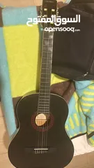  2 Guitar used like new  Delivery near me