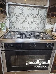  3 ثلاجة وغاز للبيع