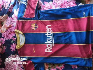  1 BARCELONA 2020 KIT MESSI EDITION SIZE-L URGENT SALE