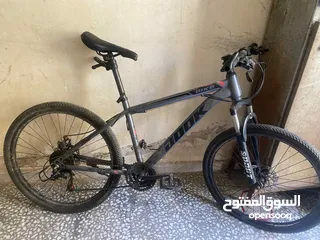  6 بسكليت رياضي للبيع بقيمت 60دينار الموقع اربد الحي الشرقي