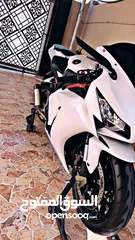  3 دراجة CBR 1000 RR 2014 بحالة جيدة جداً 