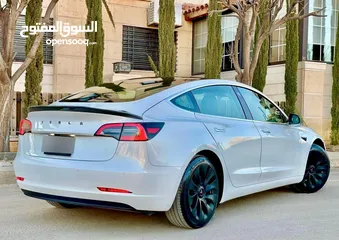  4 Tesla Model 3 (2019) ‏Standard plus كلين تايتل بدون حوادث