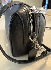  6 Original Coach black leather Bennett cross body