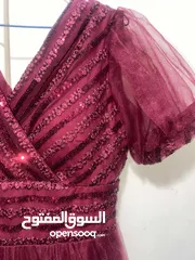  4 فستان سهرات أنيق بلون عنابي فاخر
