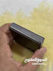  9 بضمان سنتين Samsung Z Flip 5