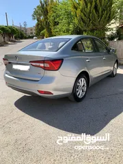  9 سيارة MG 5، لون سلڤر، فحص كامل، وارد الشركة، كفالة الشركة، بنزين اقتصادية جدا