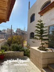  2 بيت طابقين للبيع