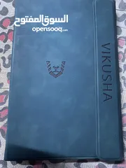  9 تابلت VIKUSHA  V-Z60 للبيع استعمال خفيف معًا الكرتونه واغراضو وكيبورد وقلم وماوس والكفالة لسا شغاله