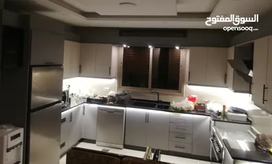 8 شقه فاخرهVipسوبرديلوكس_الحي الشرقي_دوارالسنبله_بالقرب من الخدمات_بمدخل خاص_تشطيبات فخمه_بسعرمميز